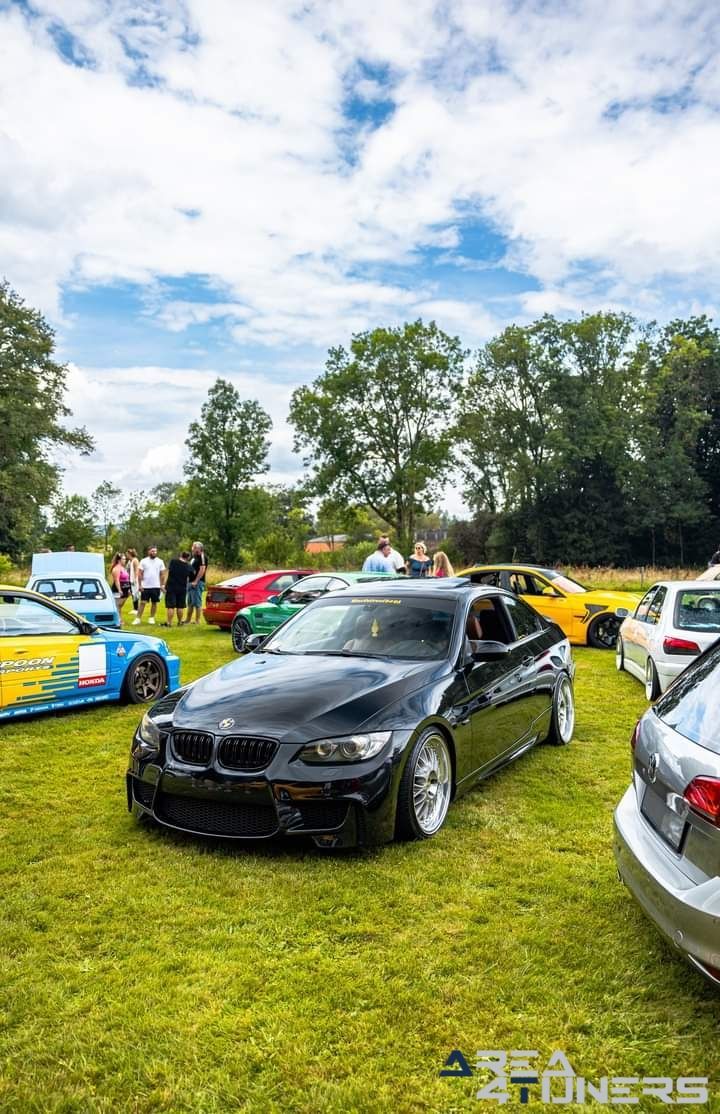 All-Klusiv Attitude 2k24
Imagen del reportaje de la revista Tuning Area4tuners.es, de la concentración de coches Tuning del año 2024 en Froeschwiller, Francia.