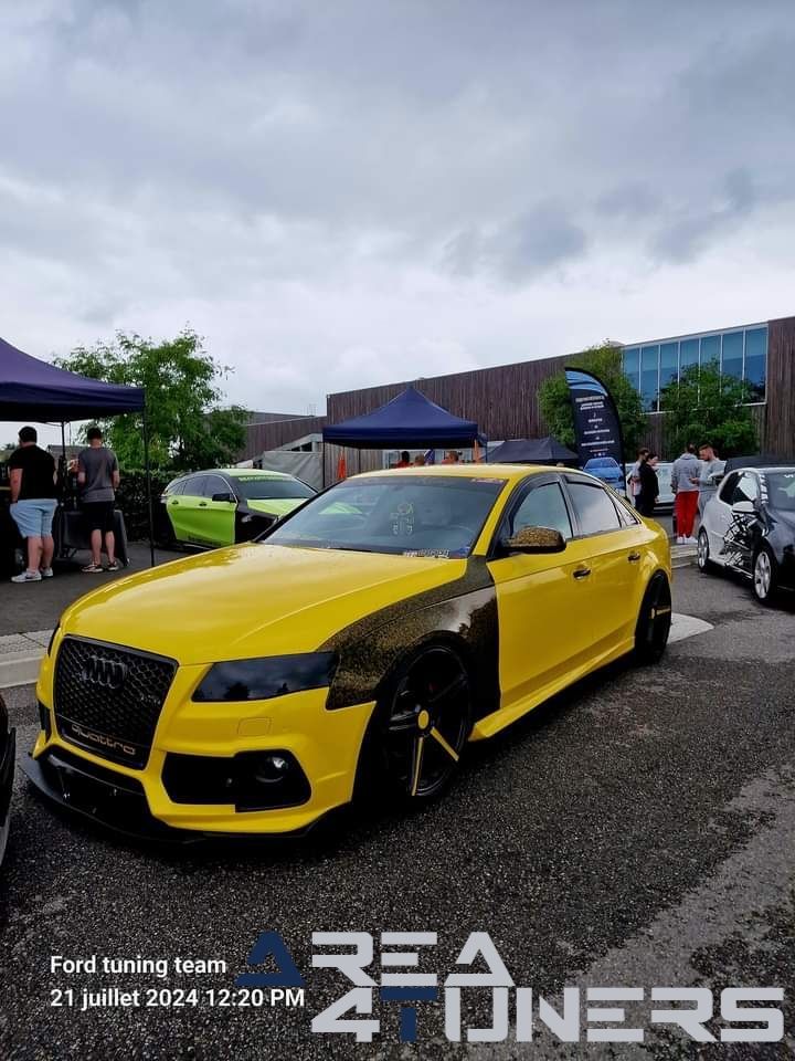 Nationale Car Meeting
Imagen del reportaje de la revista Tuning Area4tuners.es, de la concentración de coches Tuning del año 2024 en Hoogstraten, Bélgica.