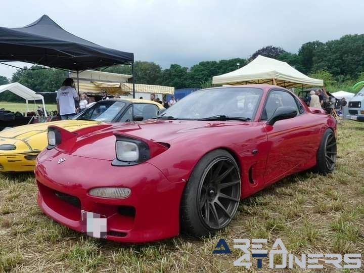 Summer Sweetness
Imagen del reportaje de la revista Tuning Area4tuners.es, de la concentración de coches Tuning del año 2024 en Tielt, Bélgica.