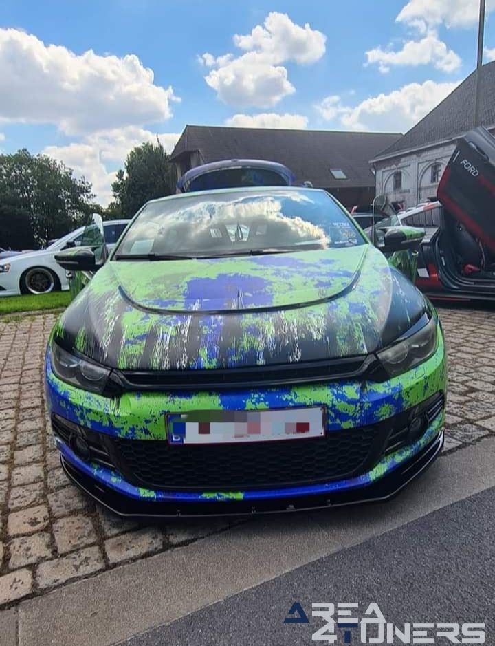 Chique Belgique 3
Imagen del reportaje de la revista Tuning Area4tuners.es, de la concentración de coches Tuning del año 2024 en Wielsbeke, Bélgica.