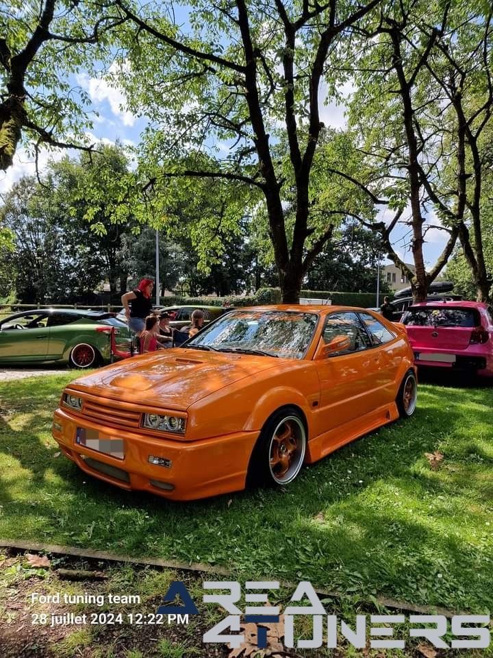 Chique Belgique 3
Imagen del reportaje de la revista Tuning Area4tuners.es, de la concentración de coches Tuning del año 2024 en Wielsbeke, Bélgica.