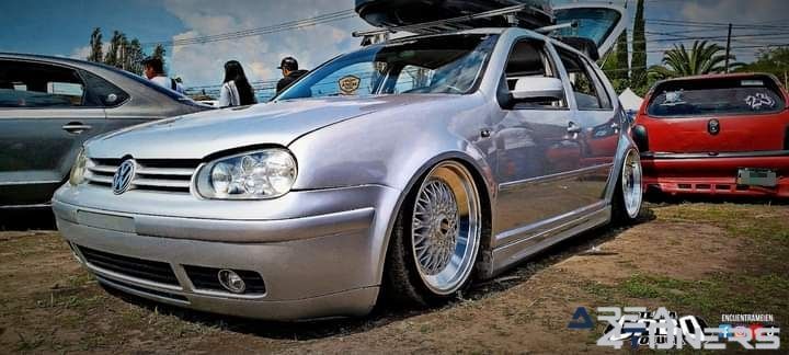 1er Aniversario ANCM
Imagen del reportaje de la revista Tuning Area4tuners.es, de la concentración de coches Tuning del año 2024 en Toluca, México.