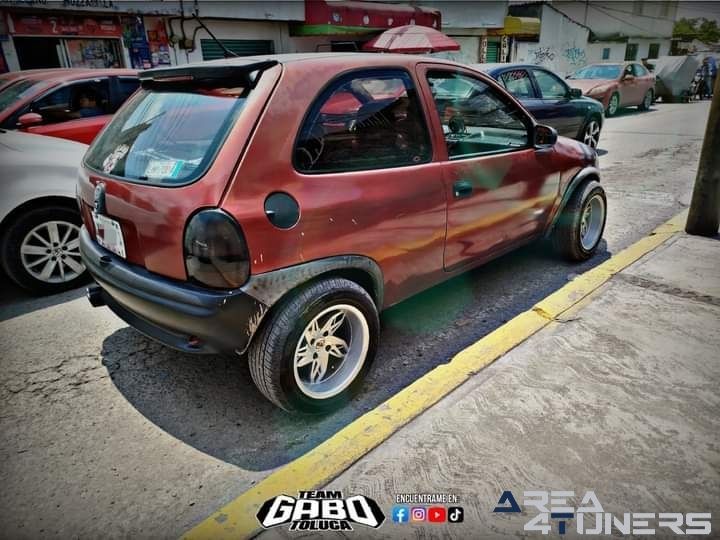 1er Aniversario ANCM
Imagen del reportaje de la revista Tuning Area4tuners.es, de la concentración de coches Tuning del año 2024 en Toluca, México.