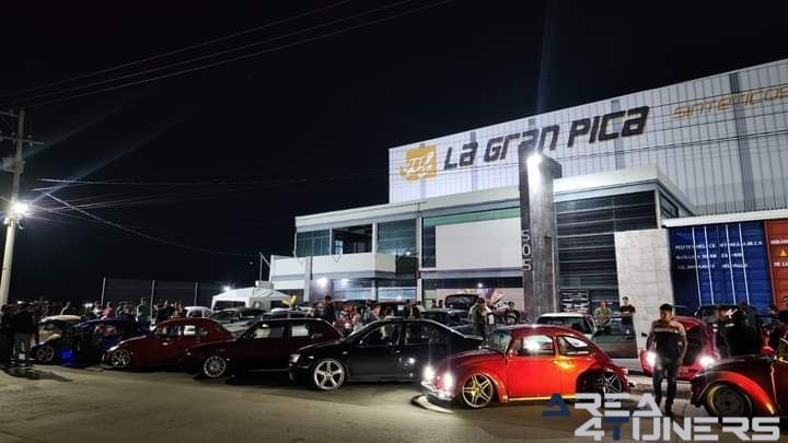 Diablo Fest
Imagen del reportaje de la revista Tuning Area4tuners.es, de la concentración de coches Tuning del año 2024 en Texcoco, México.