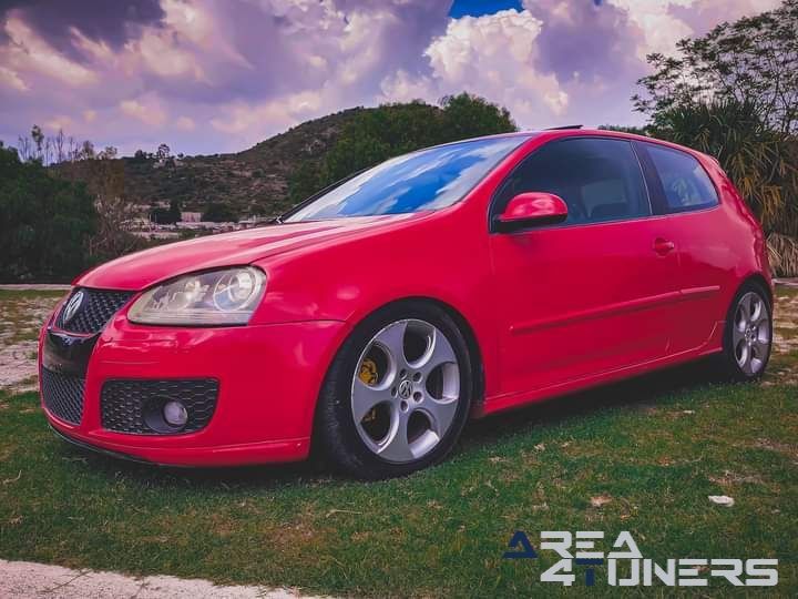 Royal Riches Vip
Imagen del reportaje de la revista Tuning Area4tuners.es, de la concentración de coches Tuning del año 2024 en Valle Del Chalco, México.