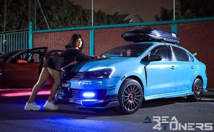 Vag Life Neza 2024
Imagen del reportaje de la revista Tuning Area4tuners.es, de la concentración de coches Tuning del año 2024 en Nezahualcoyotl, México.