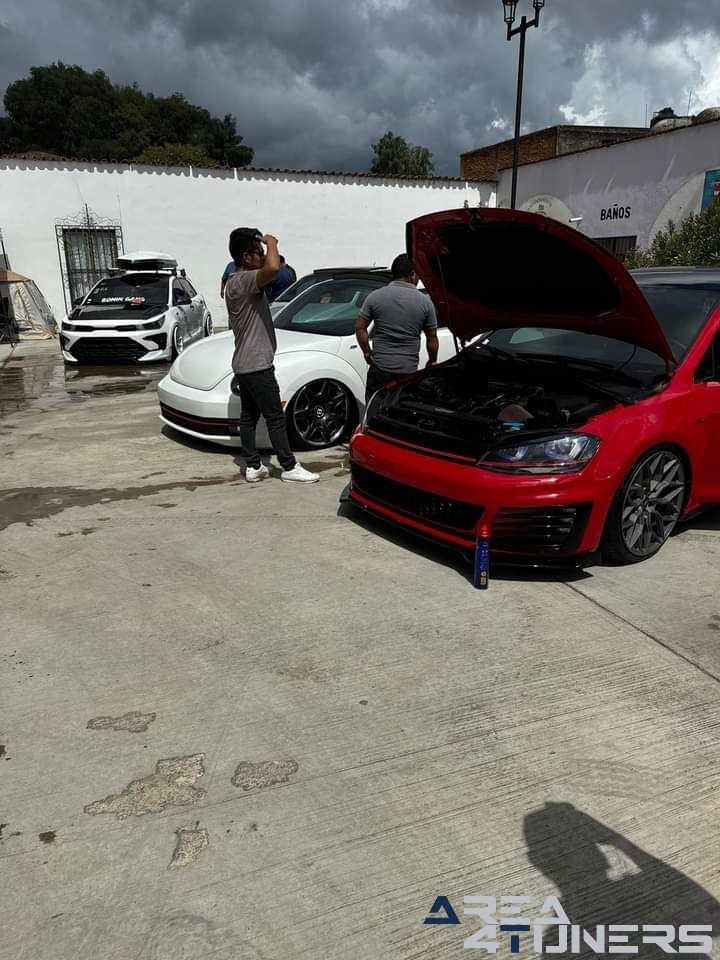 Mtz Vag Show
Imagen del reportaje de la revista Tuning Area4tuners.es, de la concentración de coches Tuning del año 2024 en San Cristóbal De Las Casas, México.
