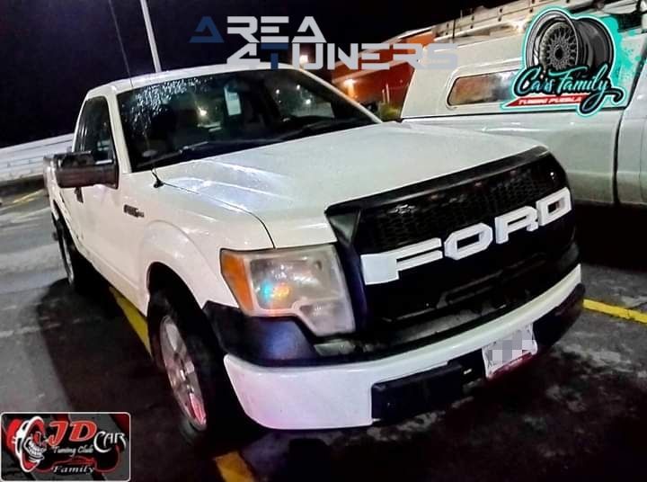 1er Aniversario JD Car
Imagen del reportaje de la revista Tuning Area4tuners.es, de la concentración de coches Tuning del año 2024 en Puebla, México