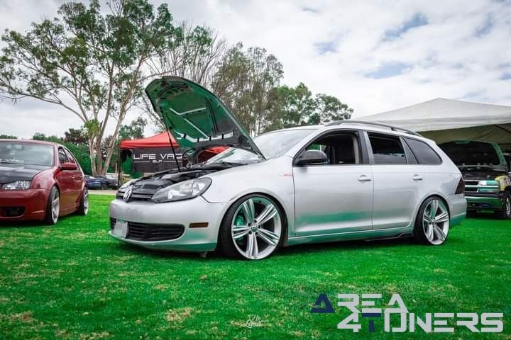 Centurión Car Show 2k24
Imagen del reportaje de la revista Tuning Area4tuners.es, de la concentración de coches Tuning del año 2024 en San Luis Potosí, México