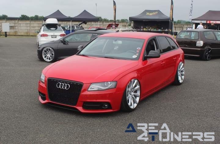 VWSE 2024
Imagen del reportaje de la revista Tuning Area4tuners.es, de la concentración de coches Tuning del año 2024 en Magny Cours, Francia.