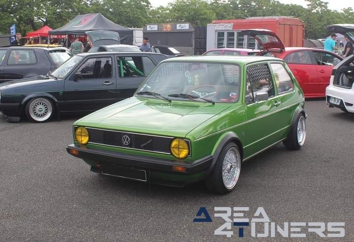 VWSE 2024
Imagen del reportaje de la revista Tuning Area4tuners.es, de la concentración de coches Tuning del año 2024 en Magny Cours, Francia.