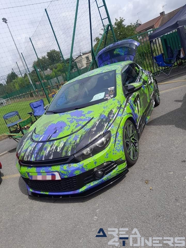 Meeting Des Anarchies 2024
Imagen del reportaje de la revista Tuning Area4tuners.es, de la concentración de coches Tuning del año 2024 en Isbergues, Francia.