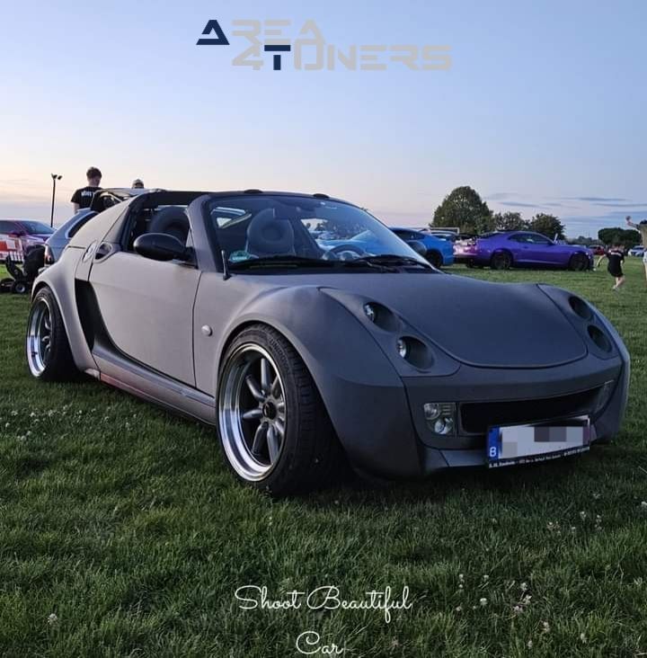 Tuning Du Nuit Gaz-Man Golden Squad
Imagen del reportaje de la revista Tuning Area4tuners.es, de la concentración de coches Tuning del año 2024 Taintignies, Bélgica.