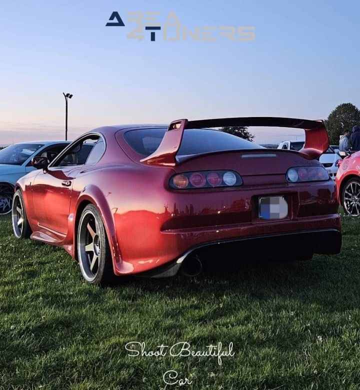 Tuning Du Nuit Gaz-Man Golden Squad
Imagen del reportaje de la revista Tuning Area4tuners.es, de la concentración de coches Tuning del año 2024 Taintignies, Bélgica.