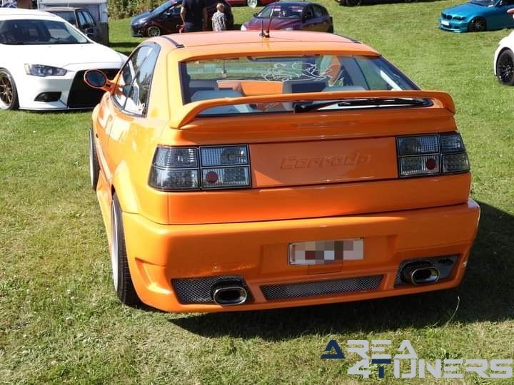 Lazy Sunday The Lake 2024
Imagen del reportaje de la revista Tuning Area4tuners.es, de la concentración de coches Tuning del año 2024 en Jabbeke, Bélgica.