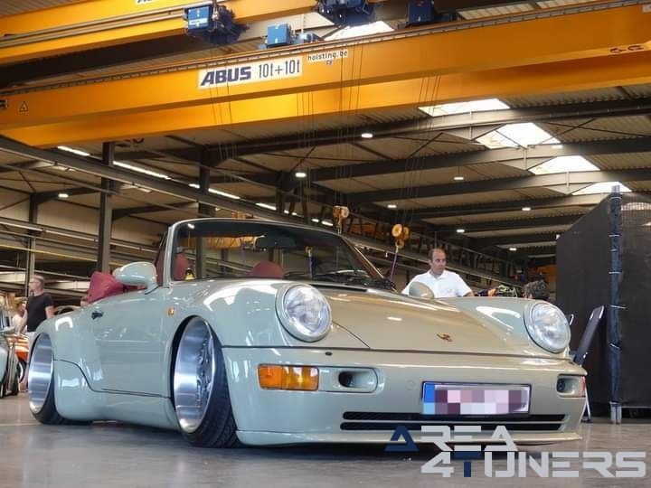 Unlimited Chapter 3
Imagen del reportaje de la revista Tuning Area4tuners.es, de la concentración de coches Tuning del año 2024 en Dilsen Stoken, Bélgica.