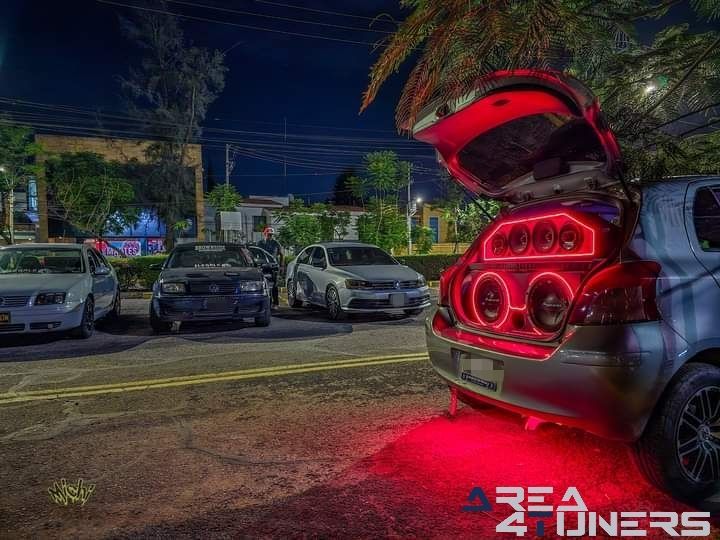 Inter Club Irapuato
Imagen del reportaje de la revista Tuning Area4tuners.es, de la concentración de coches Tuning del año 2024 en Irapuato, México.