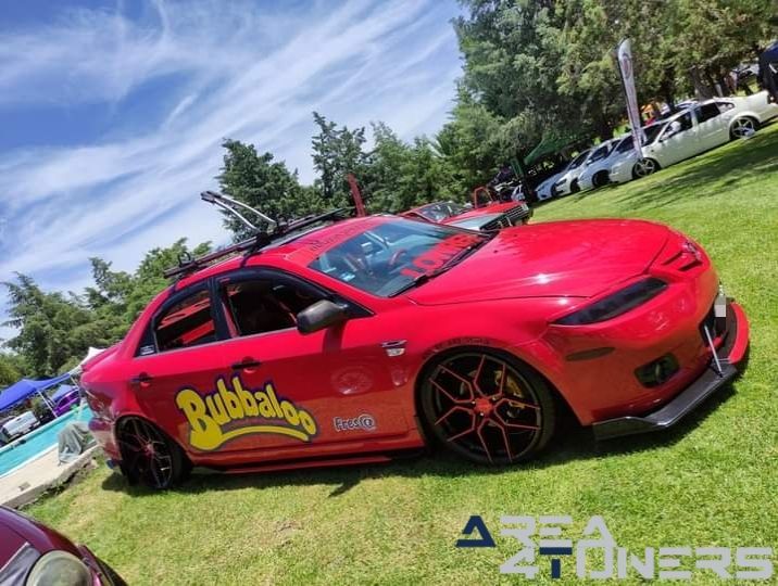 Corsa Club León
Imagen del reportaje de la revista Tuning Area4tuners.es, de la concentración de coches Tuning del año 2024 en Providencia, Guanajuato, México