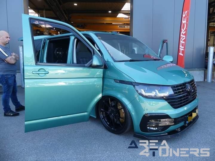 Unlimited Chapter 3
Imagen del reportaje de la revista Tuning Area4tuners.es, de la concentración de coches Tuning del año 2024 en Dilsen Stoken, Bélgica.