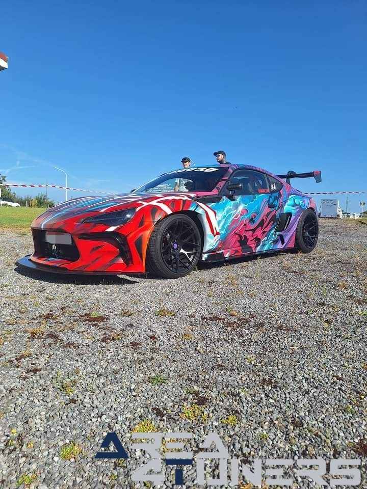 Vip Selection Barbecon 2024
Imagen del reportaje de la revista Tuning Area4tuners.es, de la concentración de coches Tuning del año 2024 en Beamont, Bélgica.