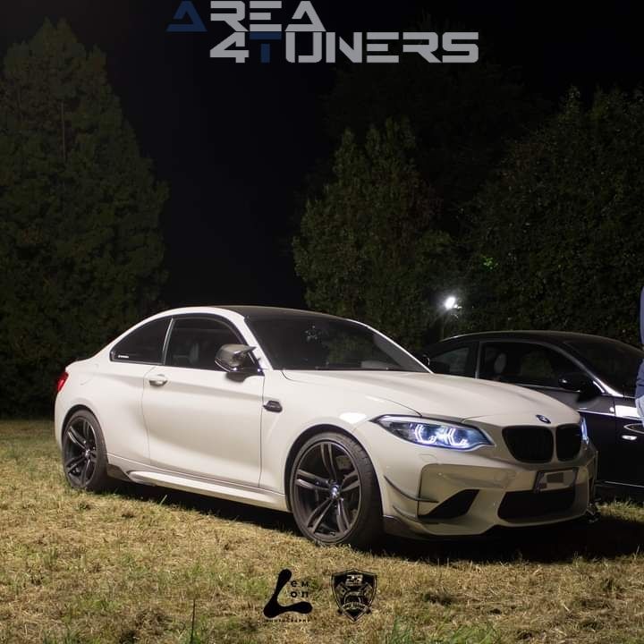 Raduno Simo Garage
Imagen del reportaje de la revista Tuning Area4tuners.es, de la concentración de coches Tuning del año 2024 en Trebaseleghe, Italia.