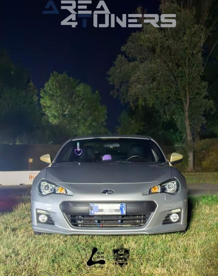 Raduno Simo Garage
Imagen del reportaje de la revista Tuning Area4tuners.es, de la concentración de coches Tuning del año 2024 en Trebaseleghe, Italia.