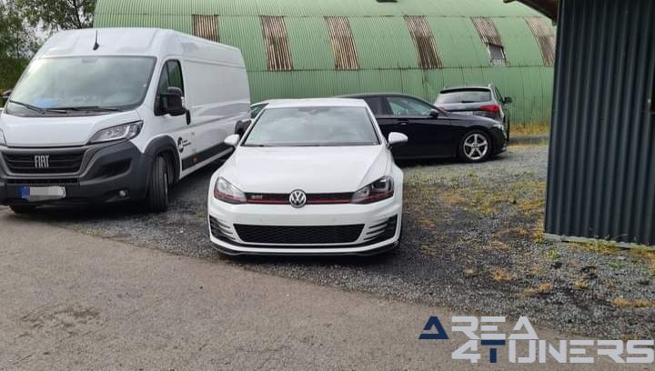 The Adventure Keep Rolling
Imagen del reportaje de la revista Tuning Area4tuners.es, de la concentración de coches Tuning del año 2024 en Enspel, Alemania.