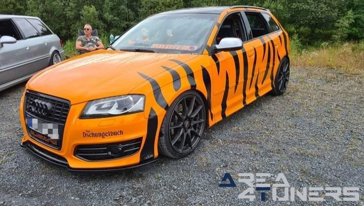 The Adventure Keep Rolling
Imagen del reportaje de la revista Tuning Area4tuners.es, de la concentración de coches Tuning del año 2024 en Enspel, Alemania.