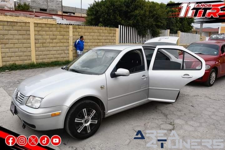 Palmafest 2024
Imagen del reportaje de la revista Tuning Area4tuners.es, de la concentración de coches Tuning del año 2024 en Palmarito Tochapan, Puebla, México.