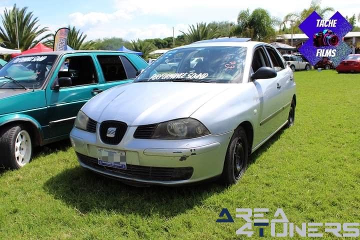 1er Aniversario Brothers Of Sounds
Imagen del reportaje de la revista Tuning Area4tuners.es, de la concentración de coches Tuning del año 2024 en Cortazar, Guanajuato, México.