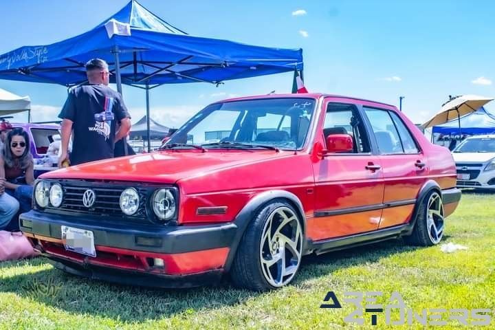 3.0 Raza Corsera
Imagen del reportaje de la revista Tuning Area4tuners.es, de la concentración de coches Tuning del año 2024 en Guanajuato, México.