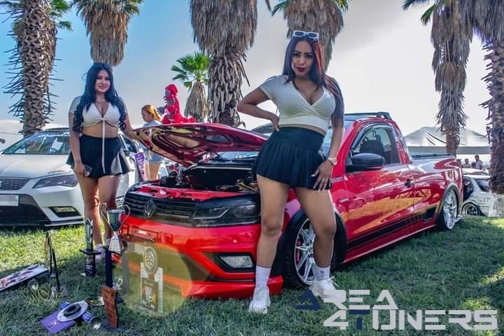 3.0 Raza Corsera
Imagen del reportaje de la revista Tuning Area4tuners.es, de la concentración de coches Tuning del año 2024 en Guanajuato, México.