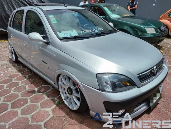 2º Auto Expo Show
Imagen del reportaje de la revista Tuning Area4tuners.es, de la concentración de coches Tuning del año 2024 en México D.F.