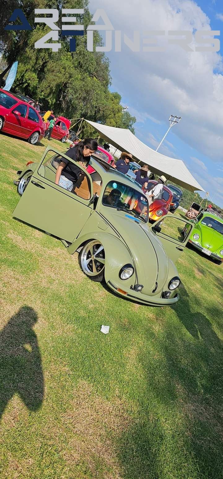 Fanatic Tula Fest 2024
Imagen del reportaje de la revista Tuning Area4tuners.es, de la concentración de coches Tuning del año 2024 en Tula, Hiudalgo, México.