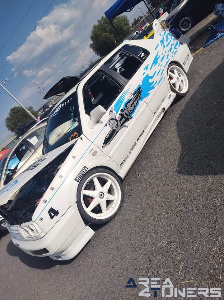 Phoenix Fest Vallevolks
Imagen del reportaje de la revista Tuning Area4tuners.es, de la concentración de coches Tuning del año 2024 en Celaya, Guanajuato, México.