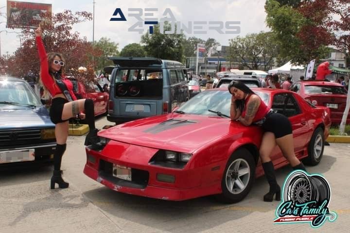 Caravana Día Internacional Tuning 2024
Imagen del reportaje de la revista Tuning Area4tuners.es, de la concentración de coches Tuning del año 2024 en Puebla, Zaragoza, México.
