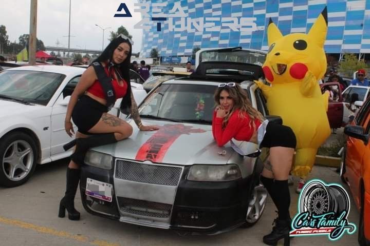 Caravana Día Internacional Tuning 2024
Imagen del reportaje de la revista Tuning Area4tuners.es, de la concentración de coches Tuning del año 2024 en Puebla, Zaragoza, México.