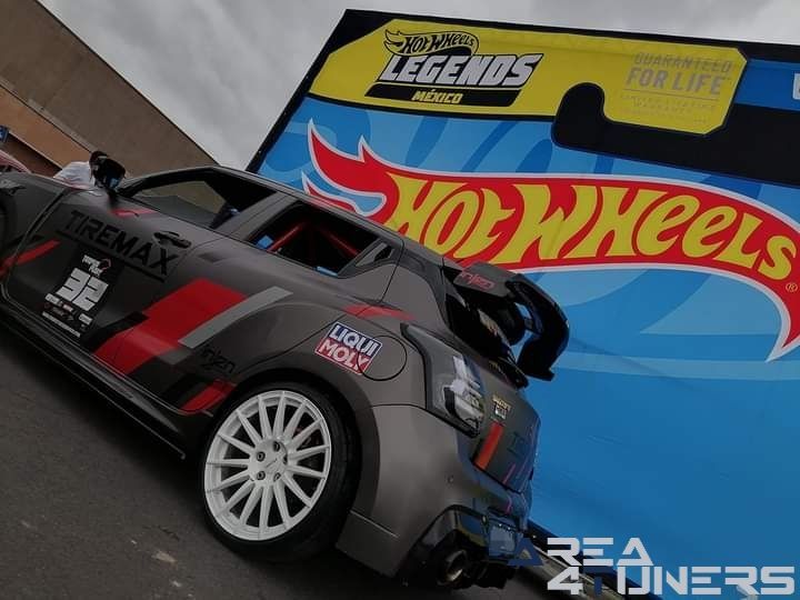 Hot Weekend Legends 2024
Imagen del reportaje de la revista Tuning Area4tuners.es, de la concentración de coches Tuning del año 2024 en Iztapalepa, México.