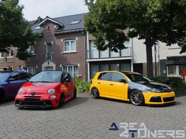 Custom Brews 3a parte
Imagen pertenenciente al reportaje fotográfico de la revista Tuning de publicación diaria Area4tuners.es, de la concentración de coches Tuning del año 2024 en Bocholt, Bélgica.