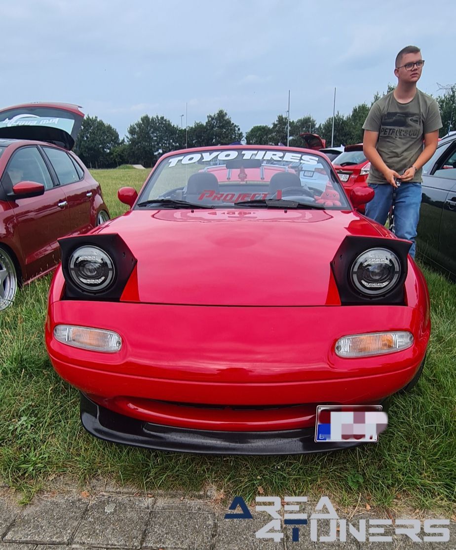 Magic Tuning Day 2024
Imagen del reportaje de la revista Tuning Area4tuners.es, de la concentración de coches Tuning del año 2024 en Herentals, Bélgica.