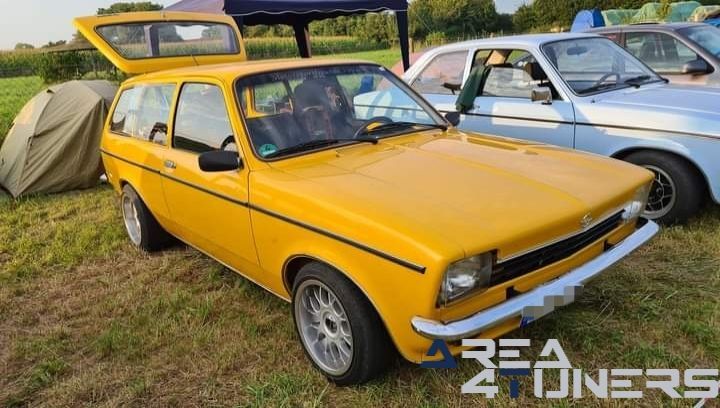 17 Semd Rockt Opeltreffen
Imagen del reportaje de la revista Tuning Area4tuners.es, de la concentración de coches Tuning del año 2024 en Semd, Alemania.