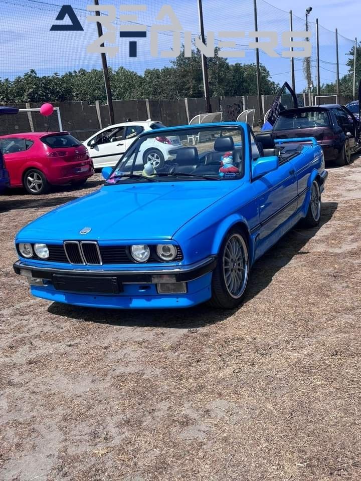 Meeting Des Full Liberty 66 Peur Autisme
Imagen del reportaje de la revista Tuning Area4tuners.es, de la concentración de coches Tuning del año 2024 en Villalongue, Francia.