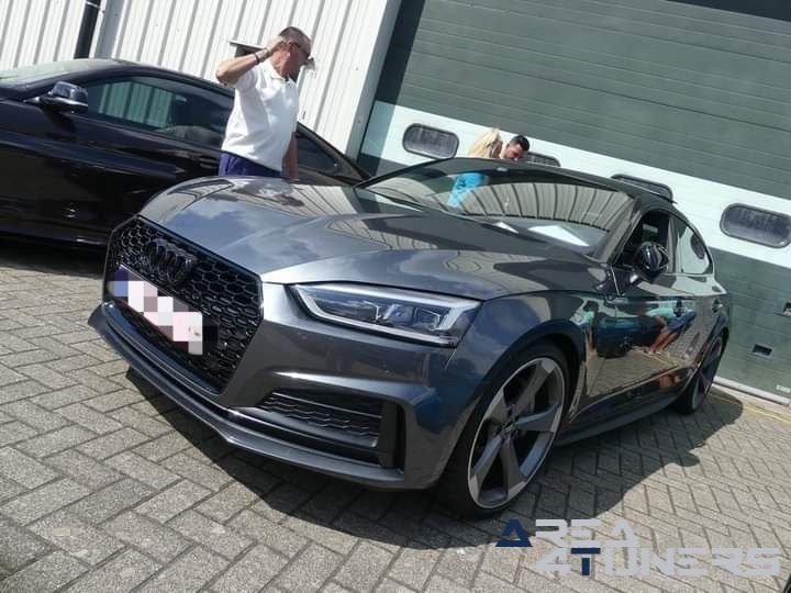 Tuning Car Meeting Landen
Imagen del reportaje de la revista Tuning Area4tuners.es, de la concentración de coches Tuning del año 2024 en Landen, Bélgica.