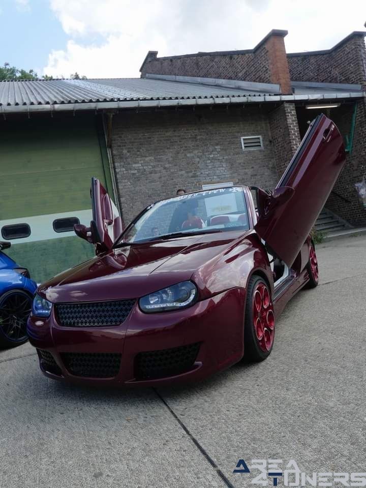 Tuning Car Meeting Landen
Imagen del reportaje de la revista Tuning Area4tuners.es, de la concentración de coches Tuning del año 2024 en Landen, Bélgica.