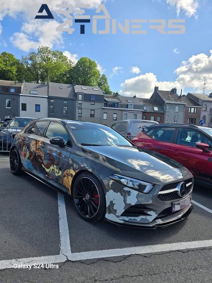 Black Storm Motor Show
Imagen del reportaje de la revista Tuning Area4tuners.es, de la concentración de coches Tuning del año 2024 en Bastoña, Bélgica.