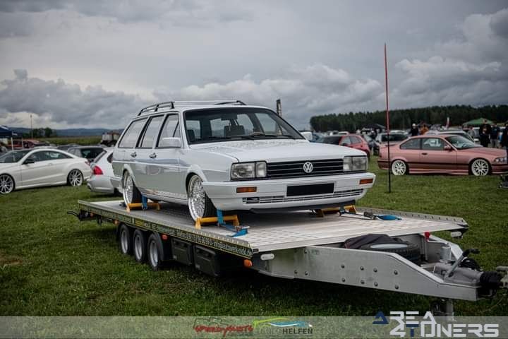 Perfonmance On Wheels Chapter 7
Imagen del reportaje de la revista Tuning Area4tuners.es, de la concentración de coches Tuning del año 2024 en Speichersdorf, Alemania