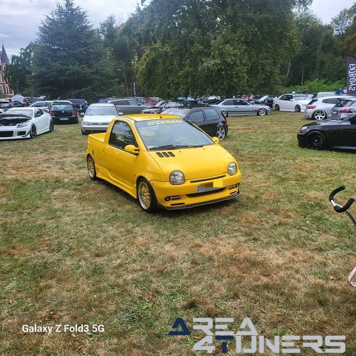 Risenation French 4 Chapter
Imagen del reportaje de la revista Tuning Area4tuners.es, de la concentración de coches Tuning del año 2024 en Baugy, Francia.