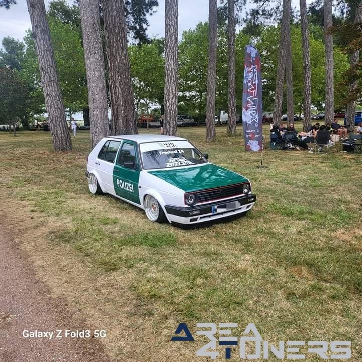 Risenation French 4 Chapter
Imagen del reportaje de la revista Tuning Area4tuners.es, de la concentración de coches Tuning del año 2024 en Baugy, Francia.