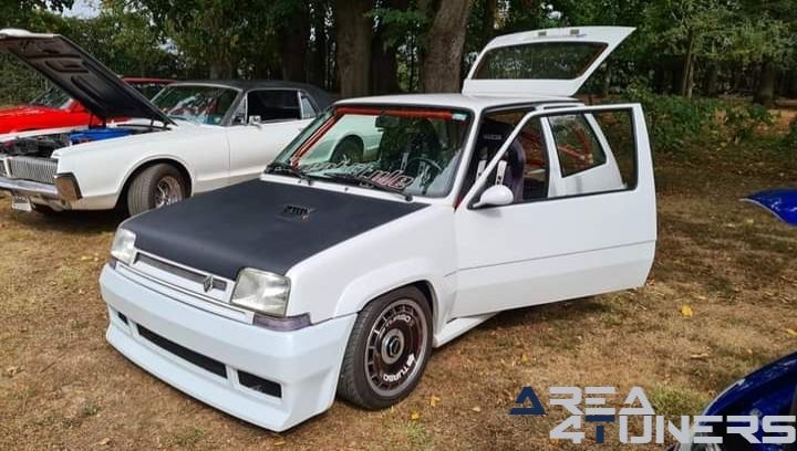 Legends
Imagen del reportaje de la revista Tuning Area4tuners.es, de la concentración de coches Tuning del año 2024 en Schloss Assumdtadt, Alemania.