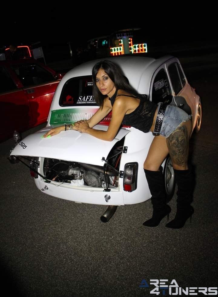 1 Raduno East Coast
Imagen del reportaje de la revista Tuning Area4tuners.es, de la concentración de coches Tuning del año 2024 en Lugo, Italia.